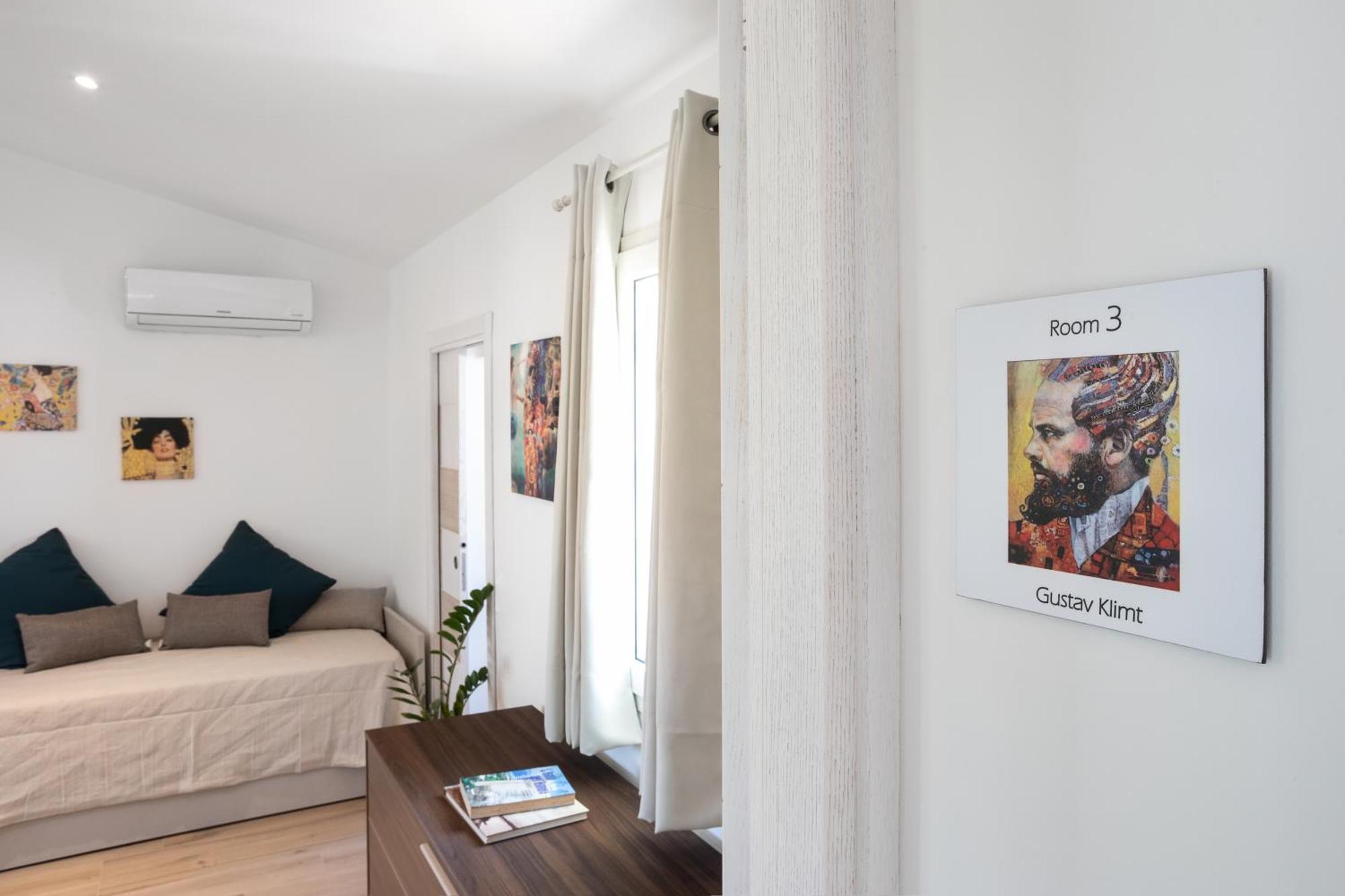 Art And Nature Guest House ออลเบีย ภายนอก รูปภาพ