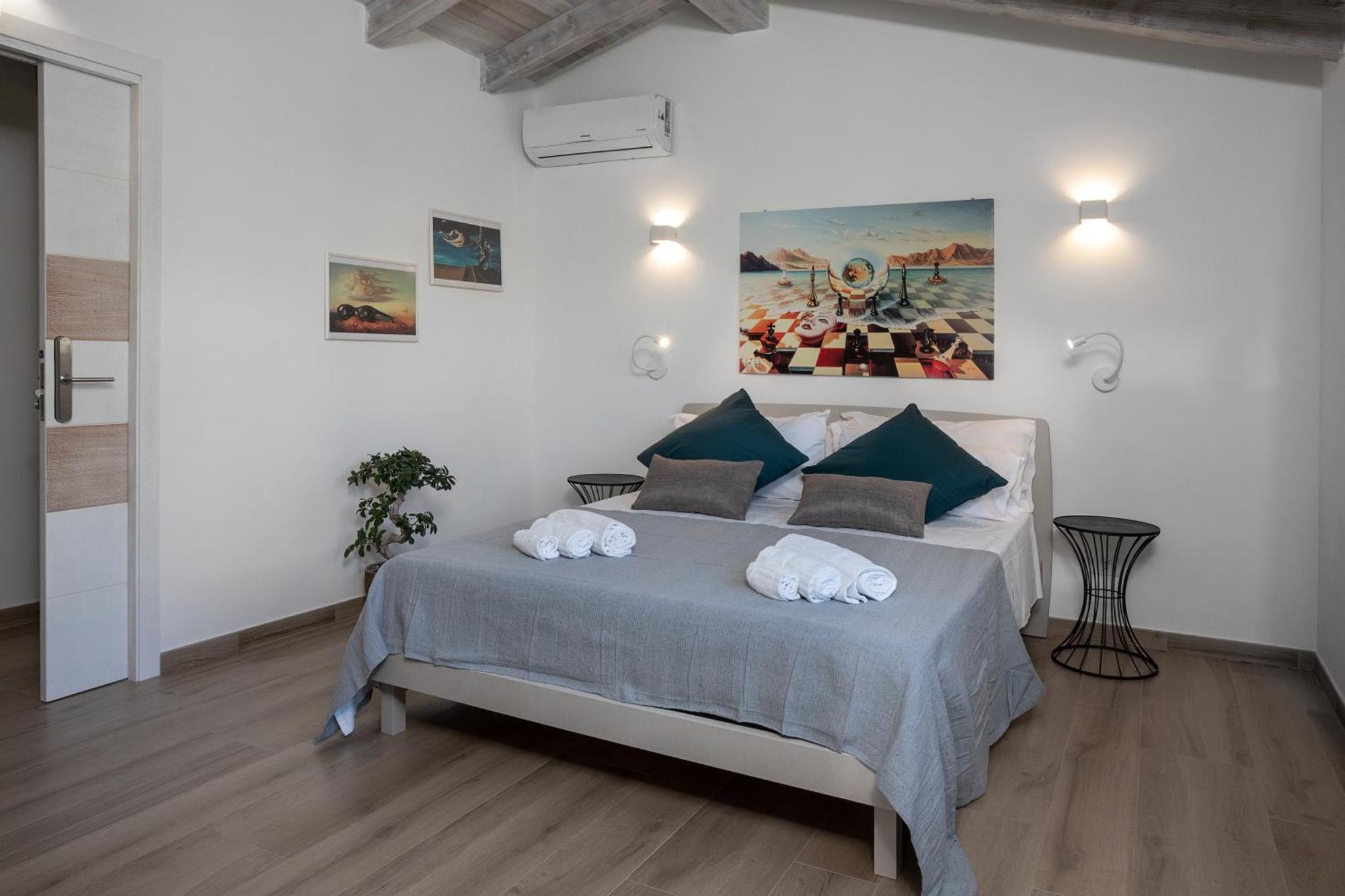 Art And Nature Guest House ออลเบีย ภายนอก รูปภาพ