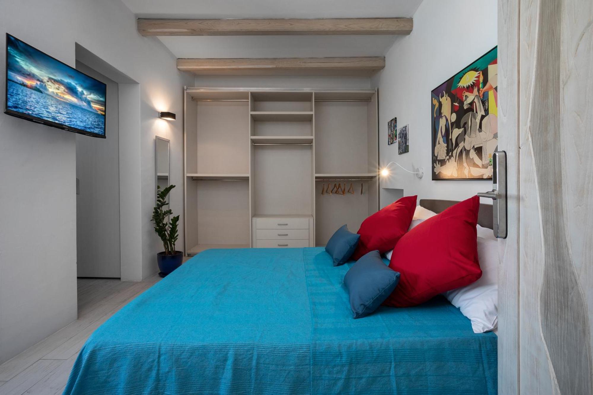 Art And Nature Guest House ออลเบีย ภายนอก รูปภาพ